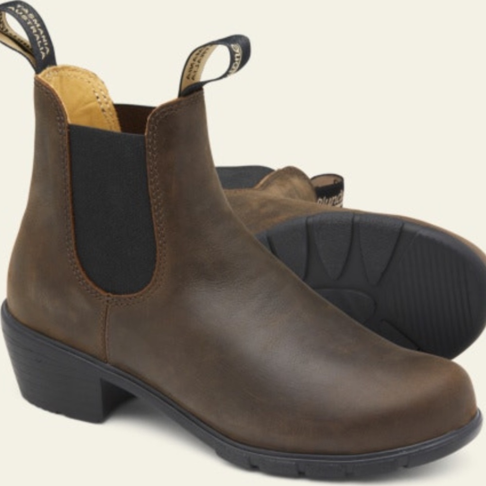 Blundstones Heeled Boots